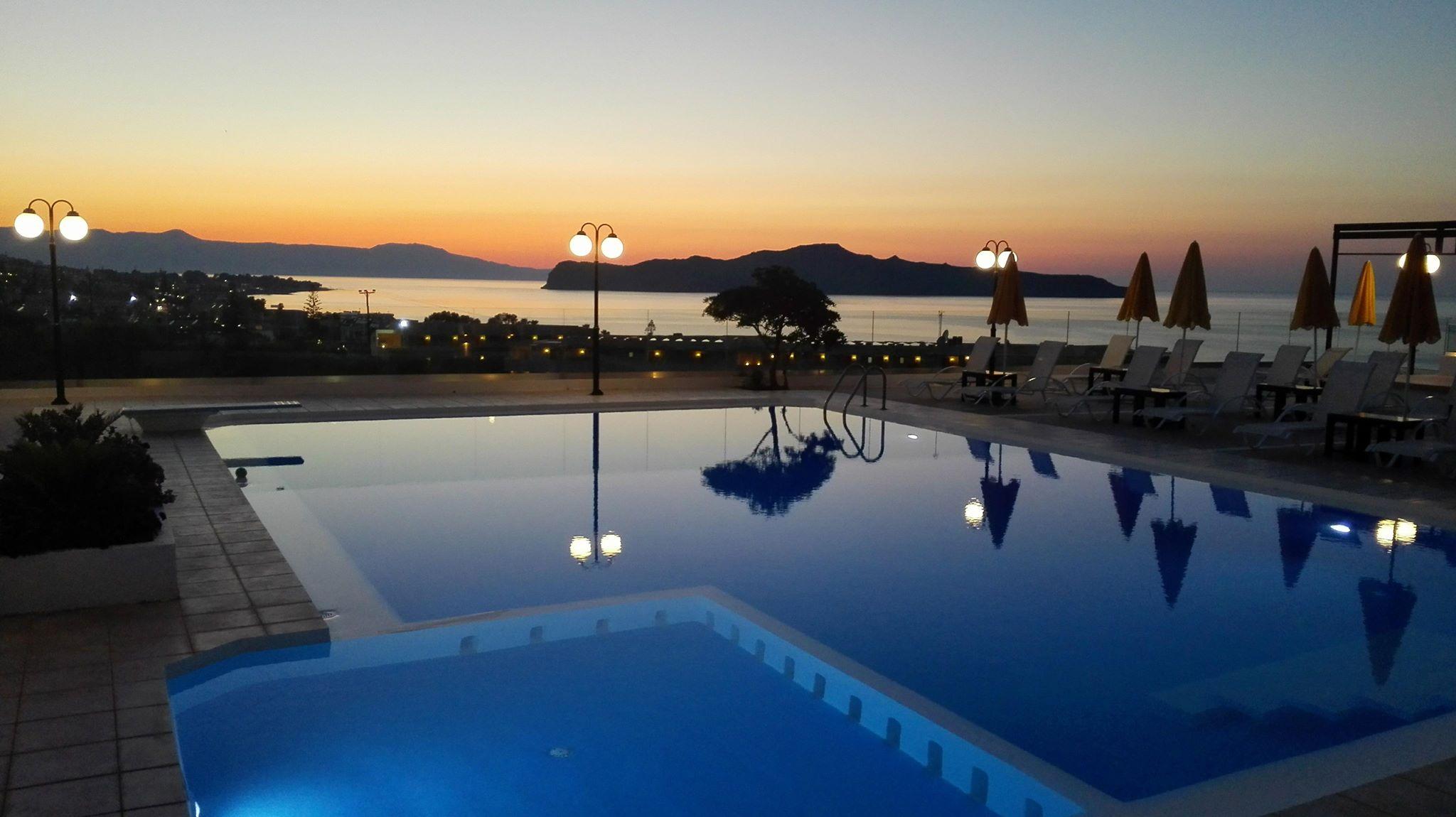 Top Hotel Stalos Luaran gambar